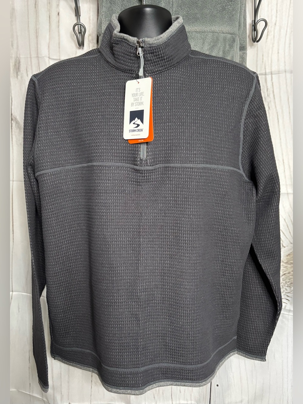 Storm Creek NWT Jarret Maverick Waffle Knit 1/4 Zip Pullover Medium Gray